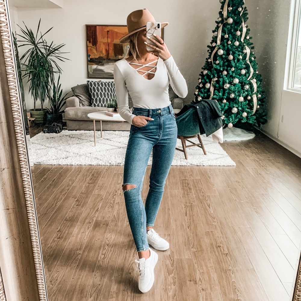 KOOKAI White Long Sleeve Size 1 (S/XS)